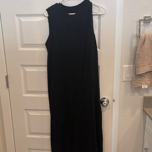 Loose black summer midi dress